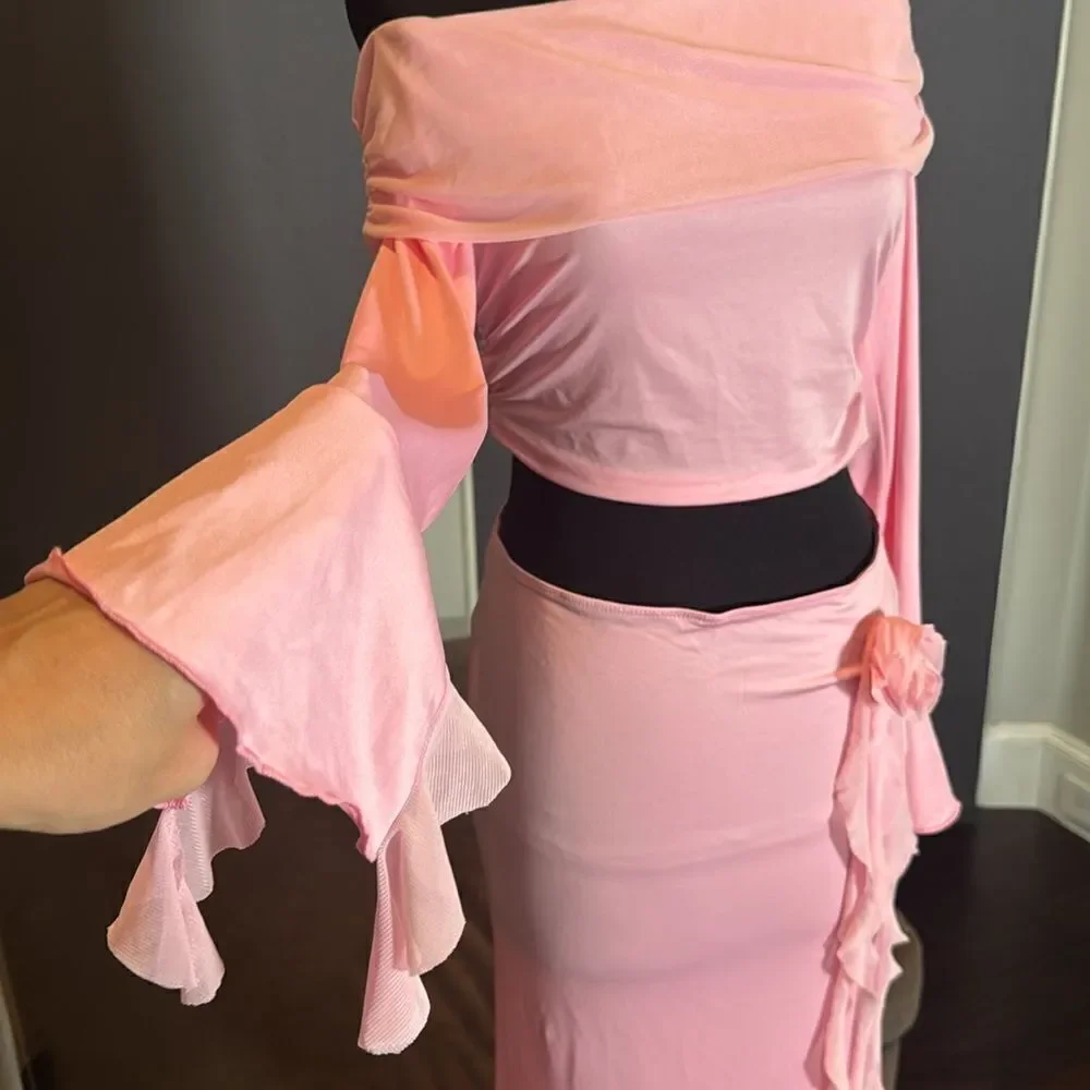 Pink 2 Piece Set Off the Shoulder Long Sleeve Crop Top & Skirt Size L NEW